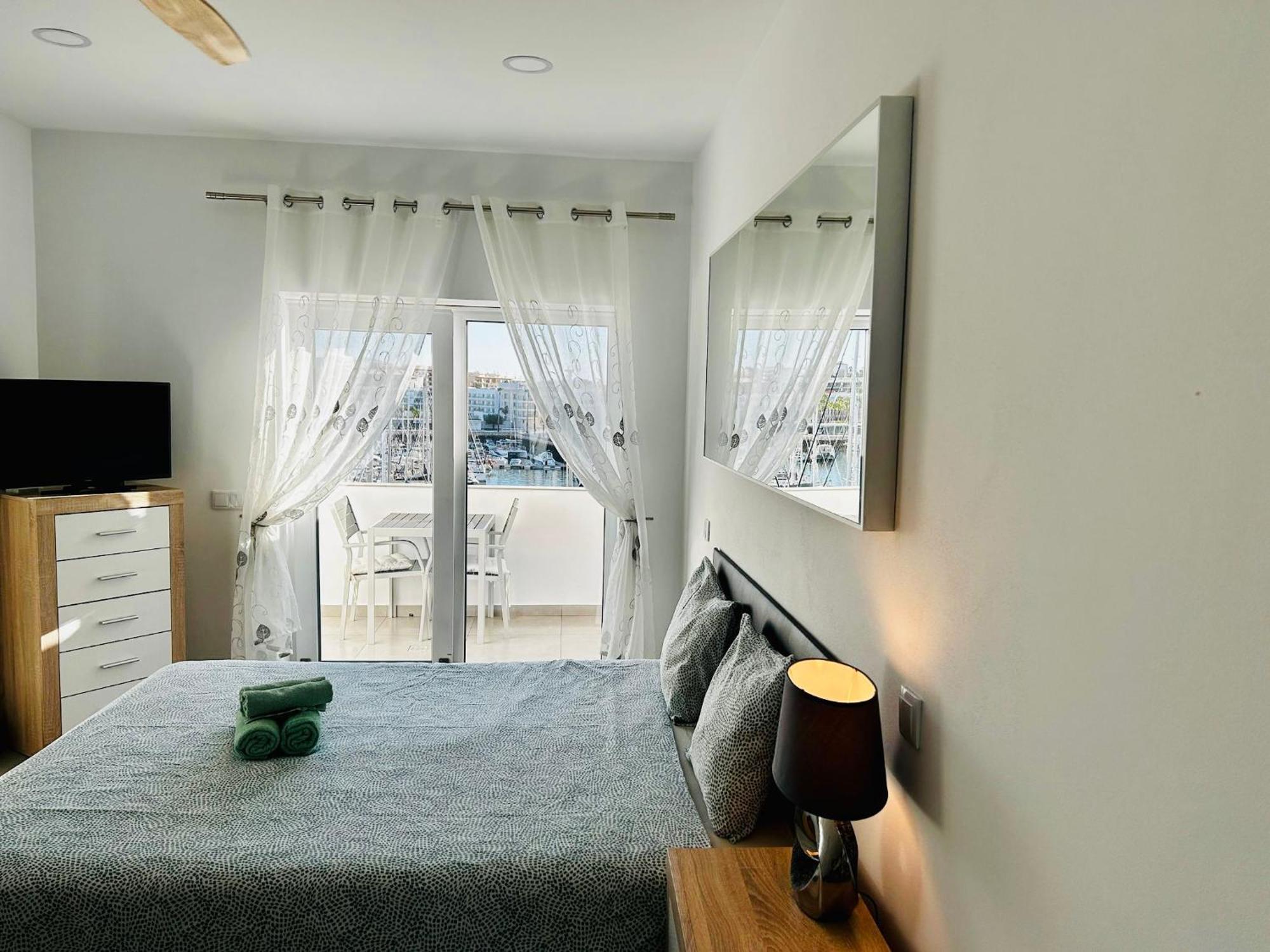 Central Lagos Apt With Marina Views Near Beaches Dış mekan fotoğraf