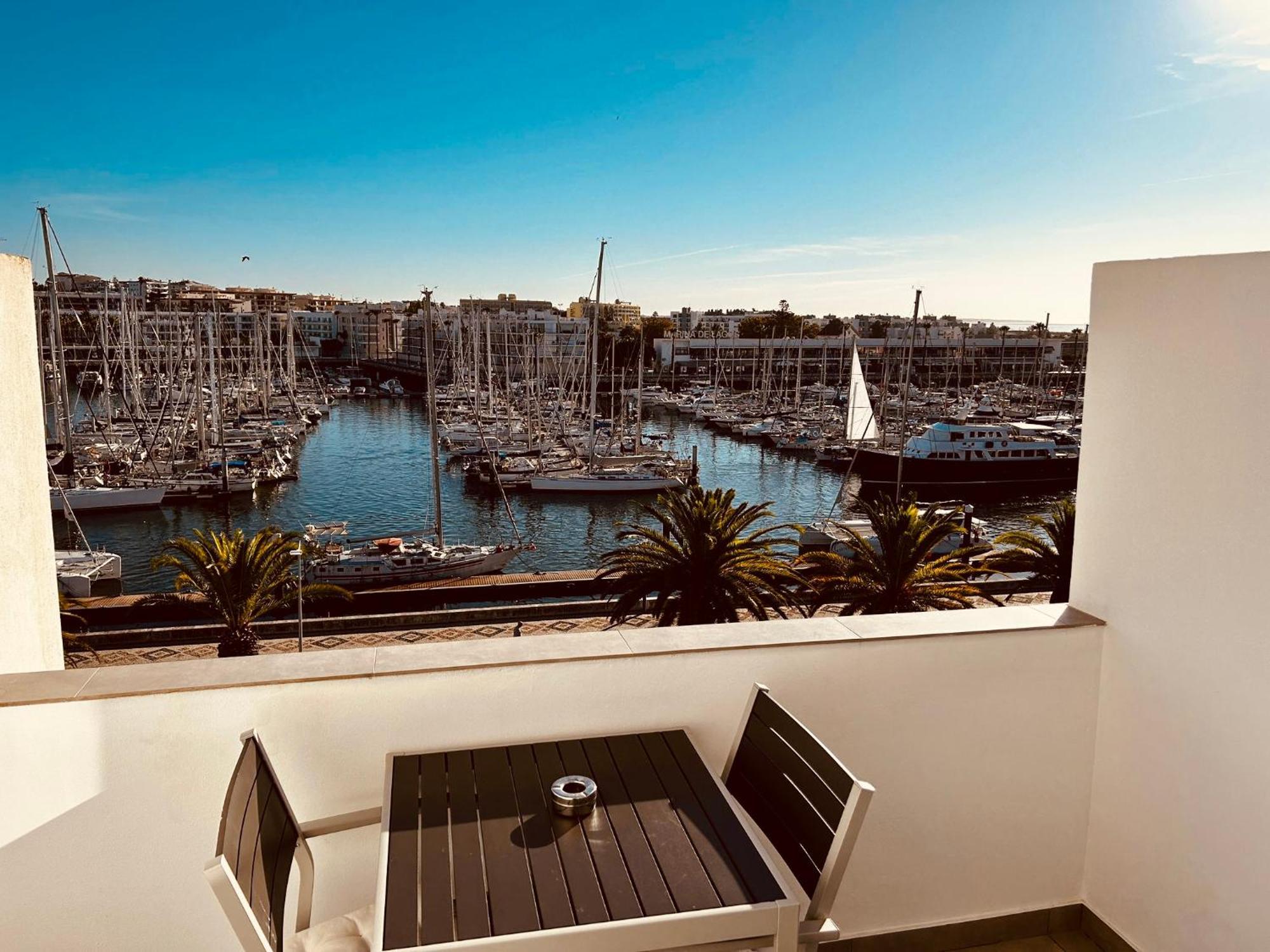 Central Lagos Apt With Marina Views Near Beaches Dış mekan fotoğraf